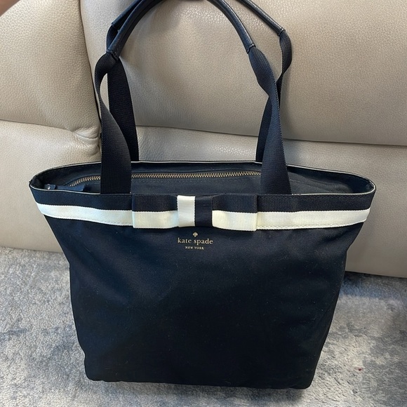 Kate Spade Barrow Street Tote Bag Bow Accent Zip Top Black White Classic - Picture 6 of 17